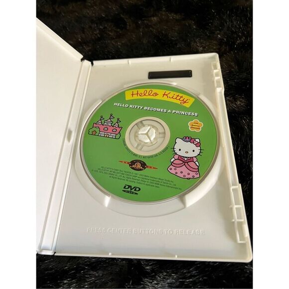 Hello Kitty Becomes a Princess (DVD, 2003) - Picture 3 of 3